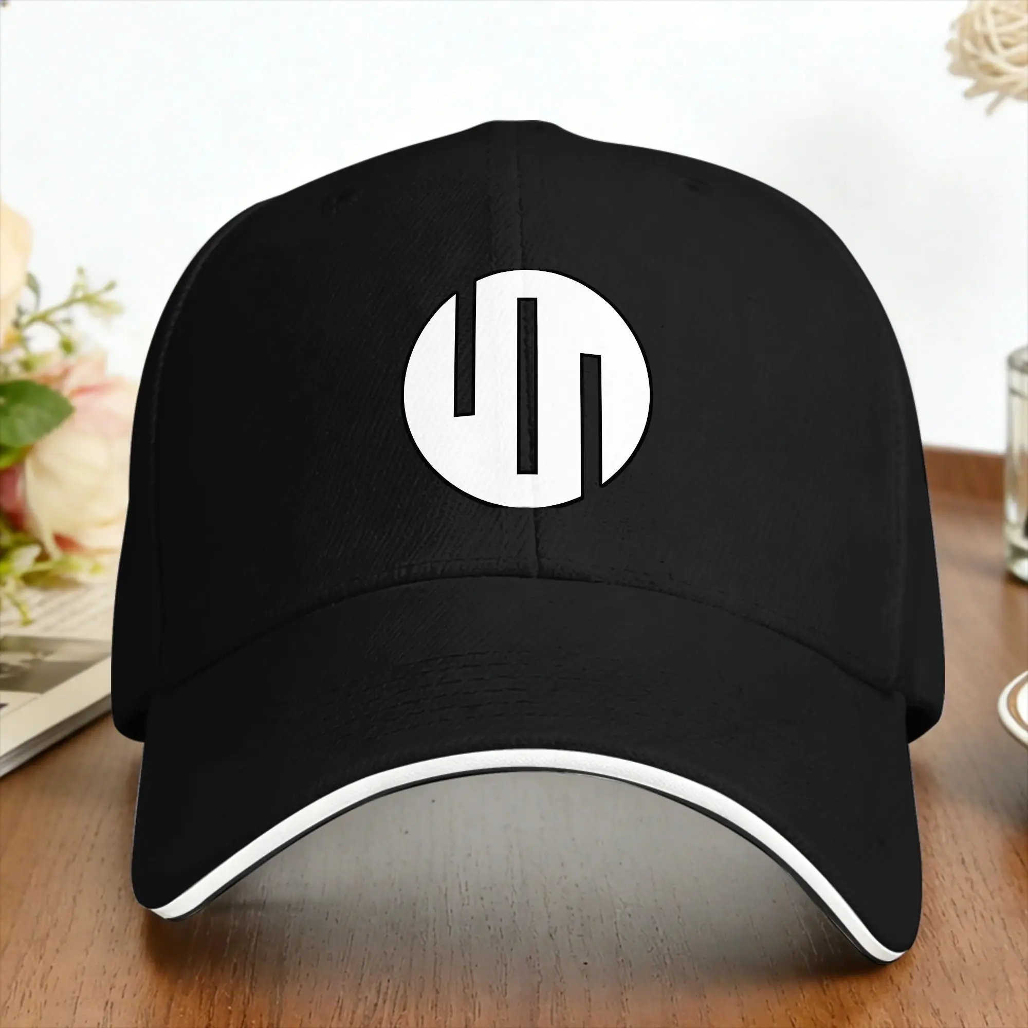 Outdoor Hunting Tv - 캐주얼 야구 모자 Viltrumite Crest Logo